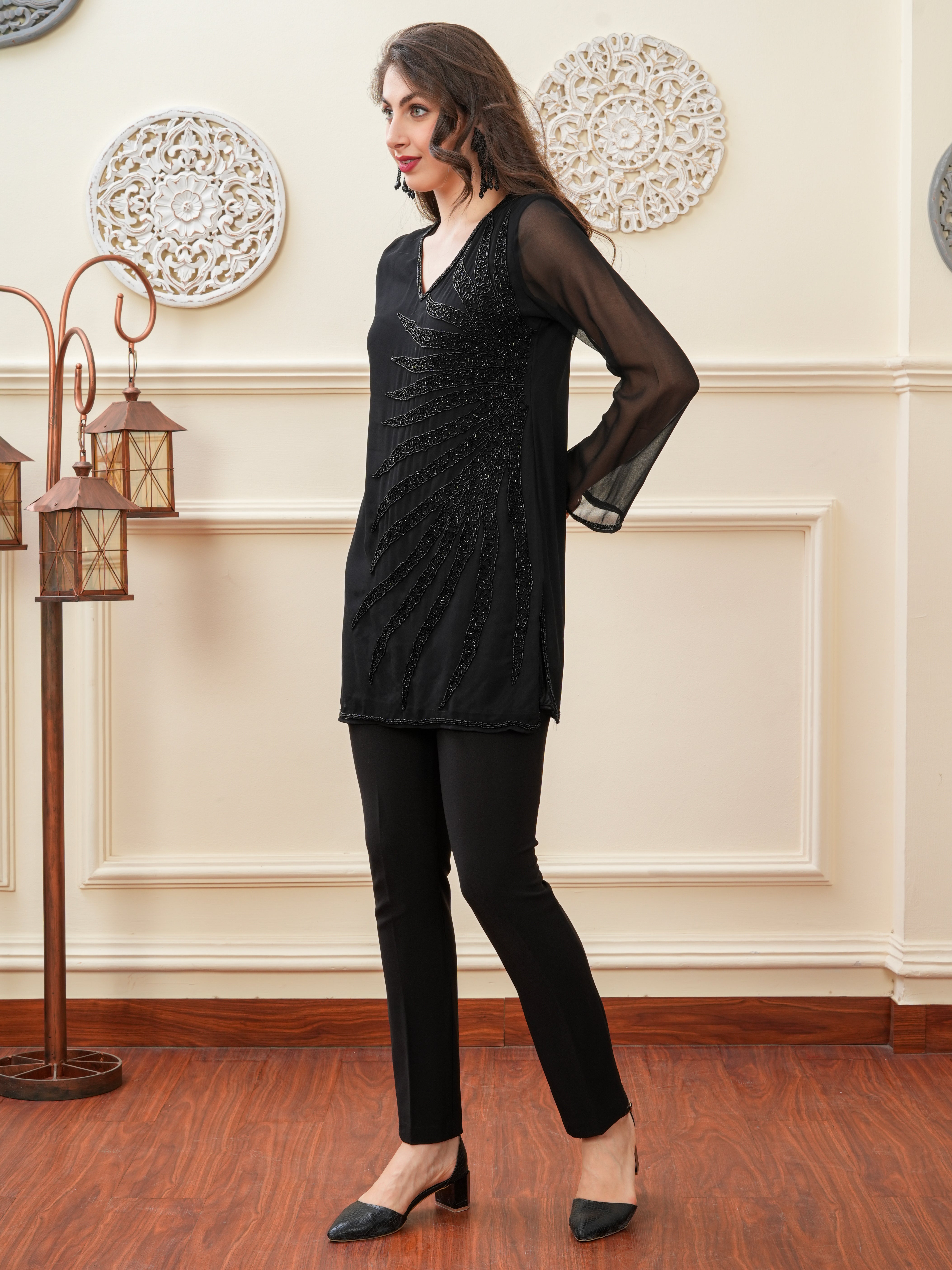 Haniya Embellished Kurti with Lining